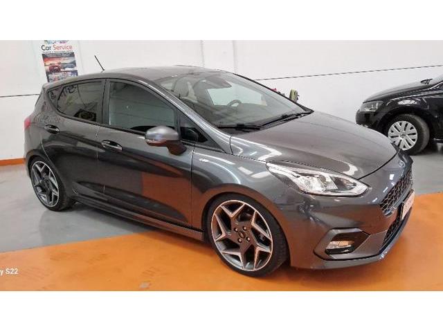 FORD FIESTA 1.5 TDCi 5 porte ST-Line ok neopatentati