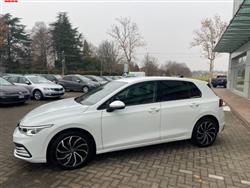 VOLKSWAGEN GOLF 1.0 eTSI EVO DSG Life