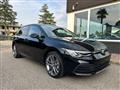 VOLKSWAGEN GOLF 2.0 TDI DSG SCR Life LED - BT - PDC - ACC - 18