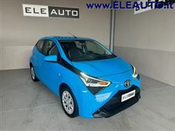 TOYOTA AYGO Connect 1.0 VVT-i 72 CV 5 porte X-Bus Neopatentati