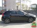 VOLVO V40 CROSS COUNTRY D2 1.6  OK NEOPATENTATI PREZZO REALE