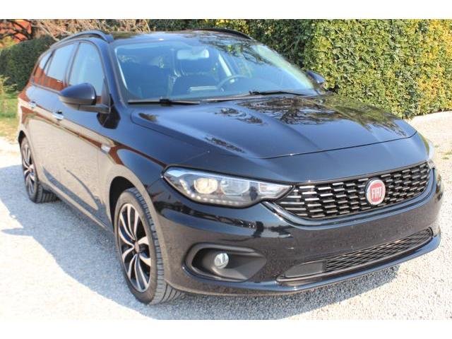 FIAT Tipo 1.6 Mjt S&S DCT 5p. Easy