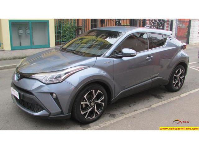 TOYOTA C-HR 1.8 Hybrid E-CVT Lounge