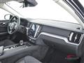 VOLVO V60 B4 (d) automatico Core - AUTOCARRO N1