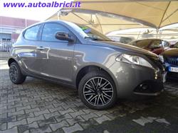 LANCIA YPSILON 1.0 FIREFLY S&S HYBRID ORO KM0