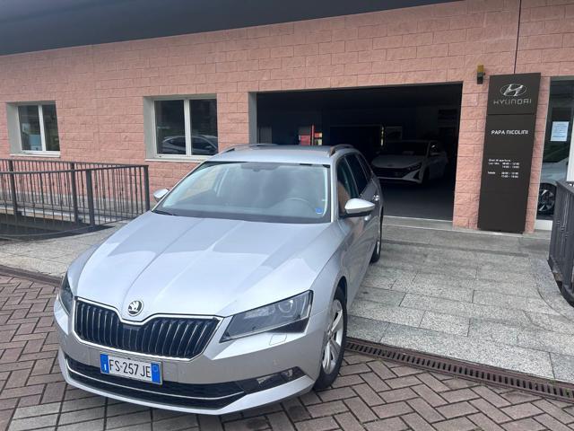 SKODA SUPERB 2.0 TDI 150 CV SCR DSG Wagon Executive