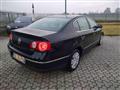 VOLKSWAGEN PASSAT 2.0 16V FSI tip. Highline