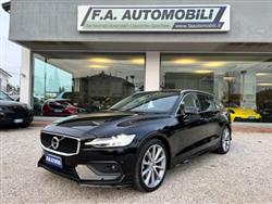 VOLVO V60 B4 (d) Geartronic Momentum Business Pro