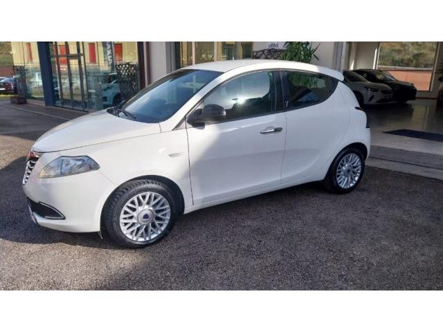 LANCIA YPSILON 1.3 MJT 16V 95 CV 5 porte S&S Gold