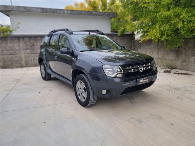 DACIA DUSTER 1.6 110CV 4x2 GPL Lauréate