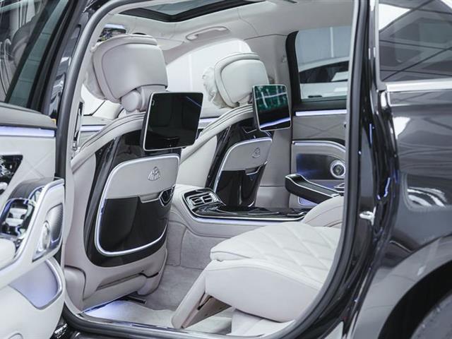 MERCEDES MAYBACH S 680 First Class