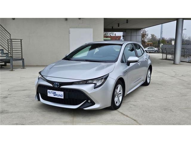 TOYOTA COROLLA 1.8 Hybrid Business